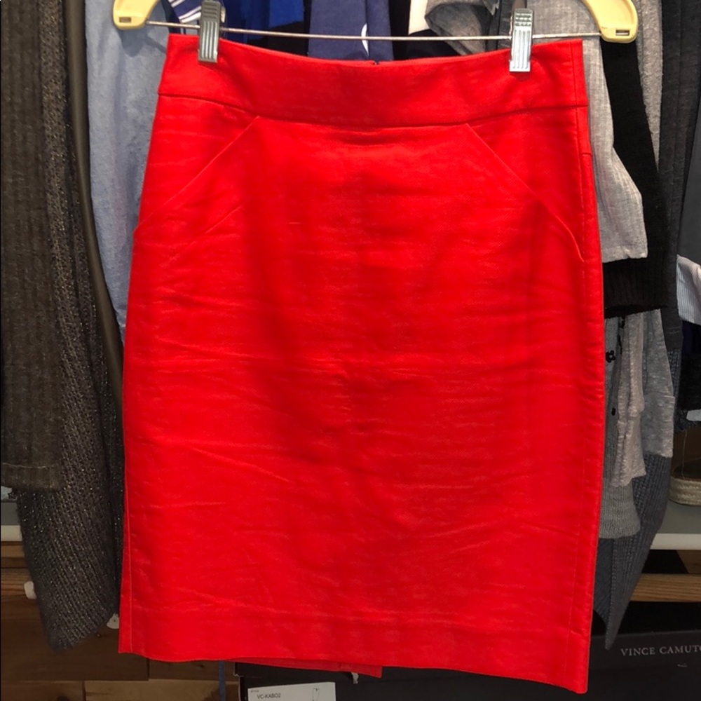 J CREW “The Pencil Skirt”, Red, Size 00